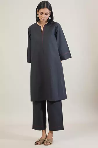Charcoal black cotton kurta set with red dupatta