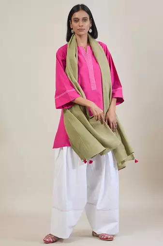 Hot pink cotton kurta set with sage green dupatta