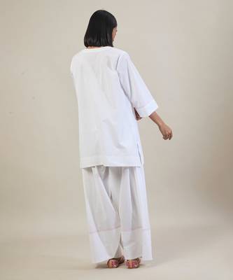Stark white cotton kurta set 5