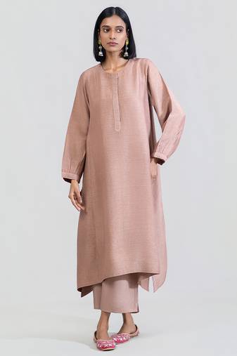 Dusty rose dola silk kurta set