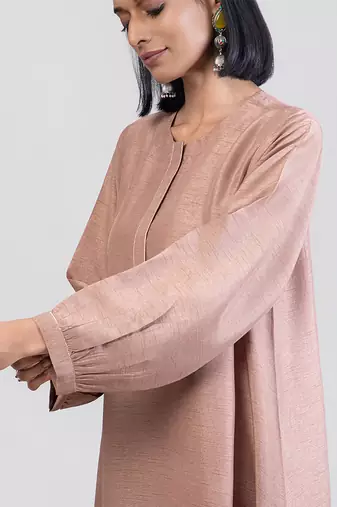 Dusty rose dola silk kurta set