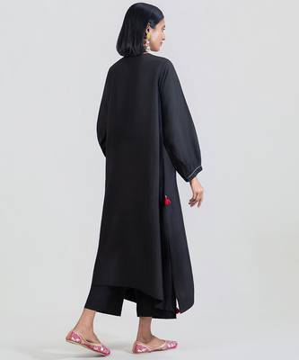 Jet black dola silk kurta set 3