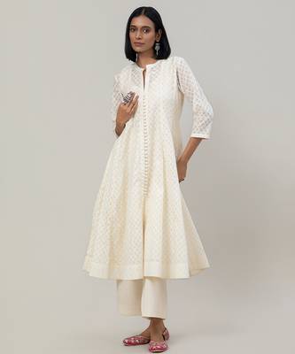 Off white woven jacquard chanderi anarkali set 3