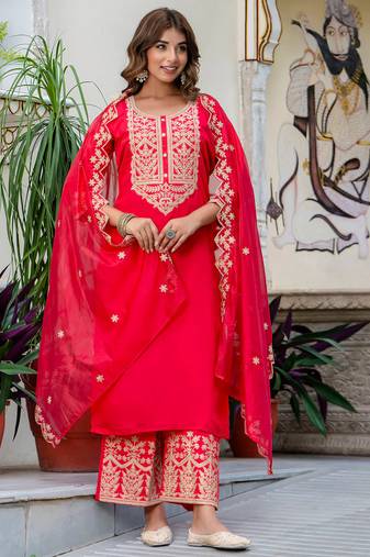 Floral embroidered silk blend round neck kurta trouser & dupatta set