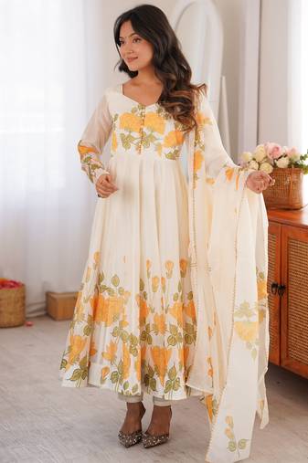 Women   s cream yellow floral printed full flare anarkali kurta set with dupatta