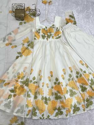 Women   s cream yellow floral printed full flare anarkali kurta set with dupatta 5