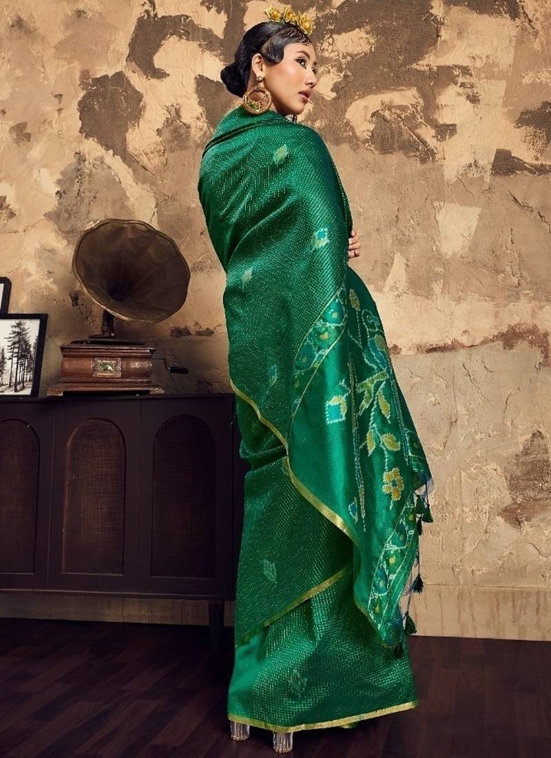  GREEN handloom weaving silk blend saree 