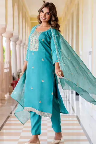 Floral embroidered silk blend round neck kurta trouser & dupatta set