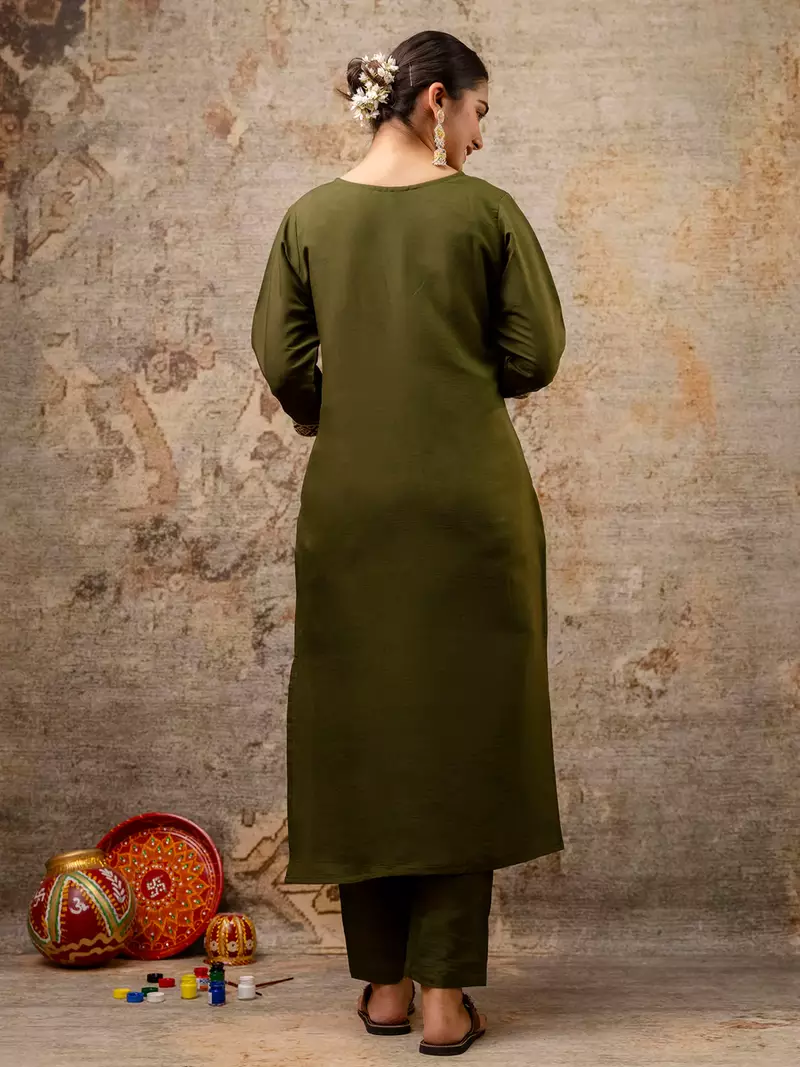 Floral embroidered silk round neck kurta trouser & dupatta set
