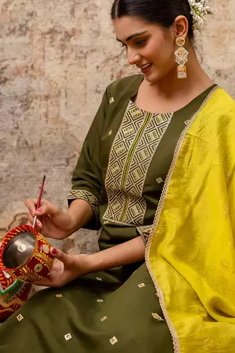 Floral embroidered silk blend round neck kurta trouser & dupatta set
