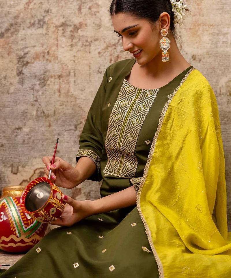 Floral embroidered silk round neck kurta trouser & dupatta set