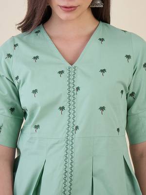 Women mint green embroidered peplum top 4