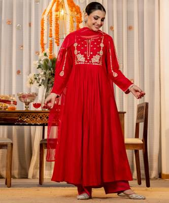 red embroidered anarkali kurta pant set with organza dupatta 3
