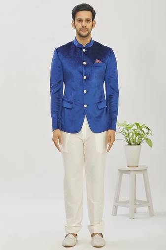 Blue solid velvet bandhgala for men