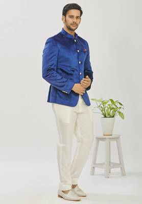 Blue solid velvet bandhgala for men 2
