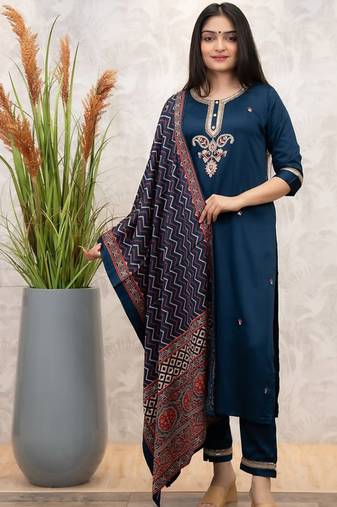Blue chanderi silk kurta pant dupatta set