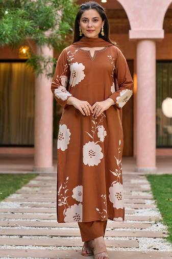 Brown muslin kurta pent dupatta set