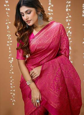pink silk blend jacquard weaving saree with matching blouse 4