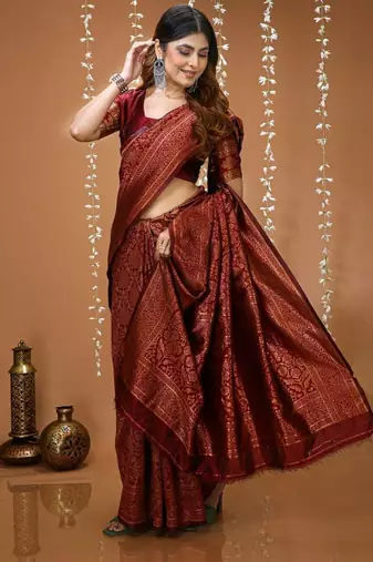 maroon silk blend jacquard weaving saree with matching blouse