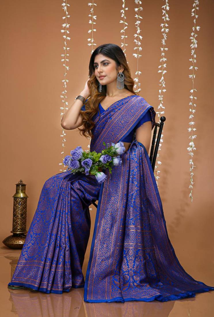 blue silk blend jacquard weaving saree with matching blouse
