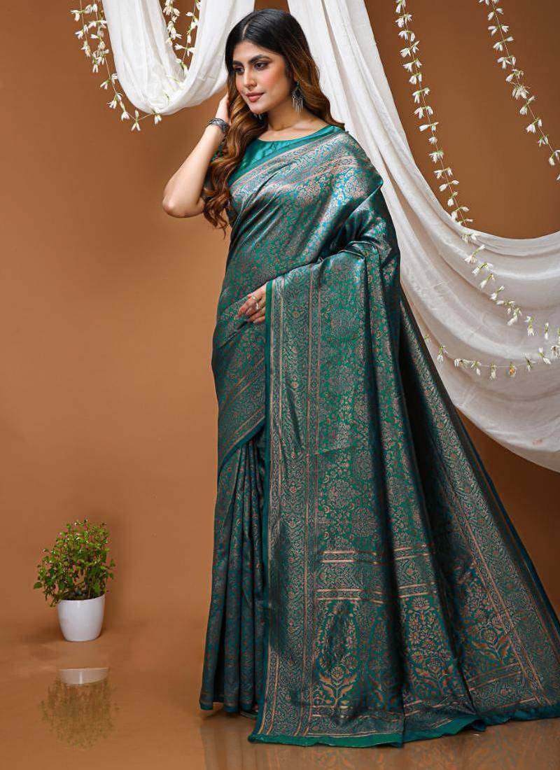green silk blend jacquard weaving saree with matching blouse