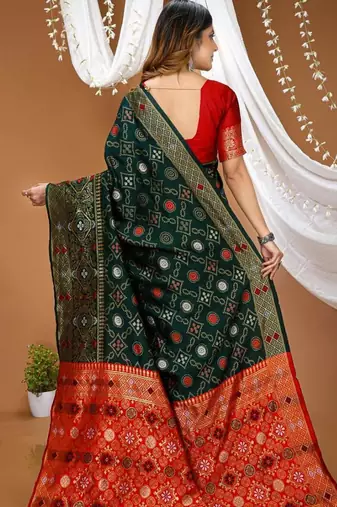 green silk blend jacquard weaving saree with matching blouse