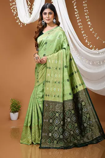 pista silk blend jacquard weaving saree with matching blouse