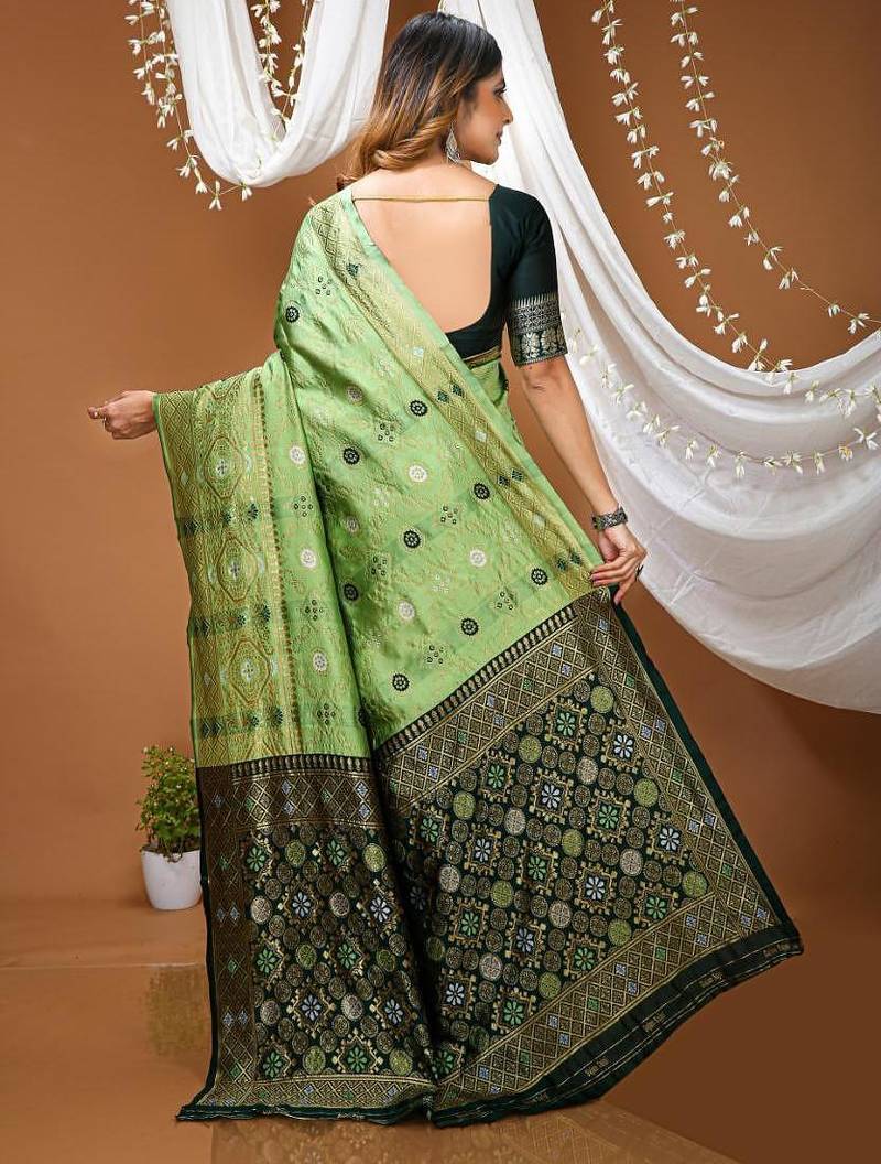pista silk blend jacquard weaving saree with matching blouse