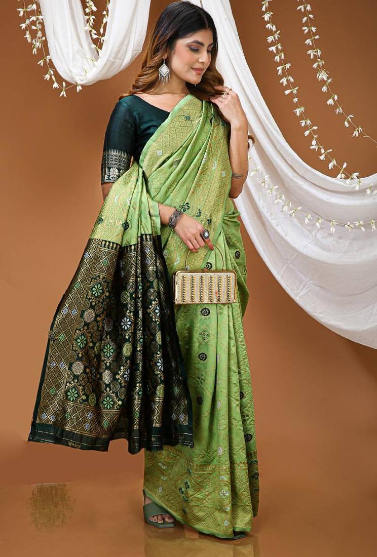 pista silk blend jacquard weaving saree with matching blouse