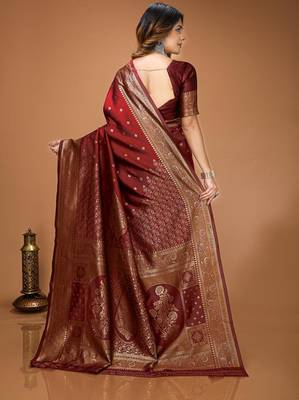 maroon silk blend woven work saree with un-stitched blouse 2