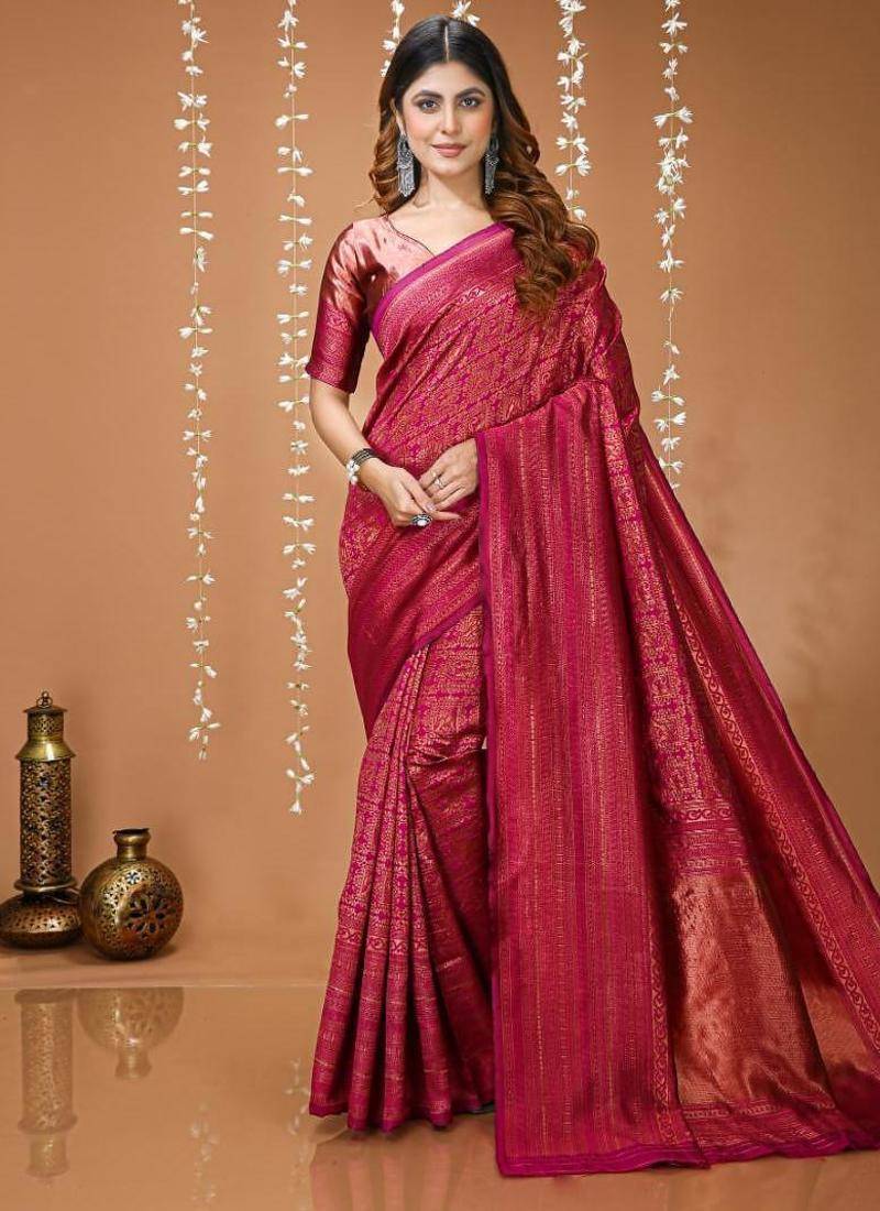 megenta silk blend zari woven women's saree with blouse