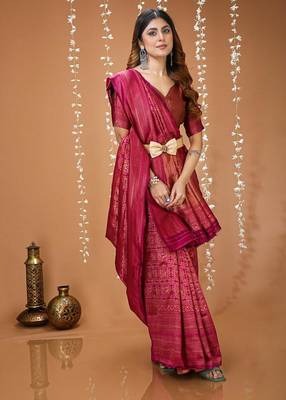 megenta silk blend zari woven women's saree with blouse 4