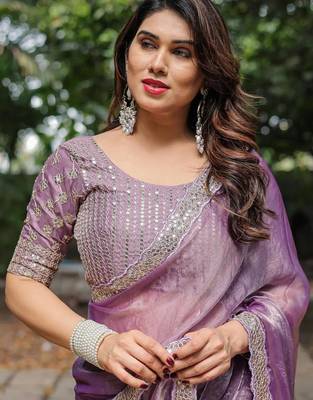 levender chiffon embroidered border saree with embroidered blouse 3