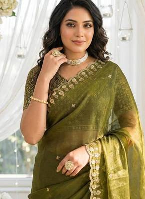 green fancy silk blend shinning embroidered border & blouse saree 3