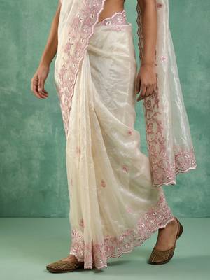 cream chanda silk blend with floral -zari embroidered saree  3