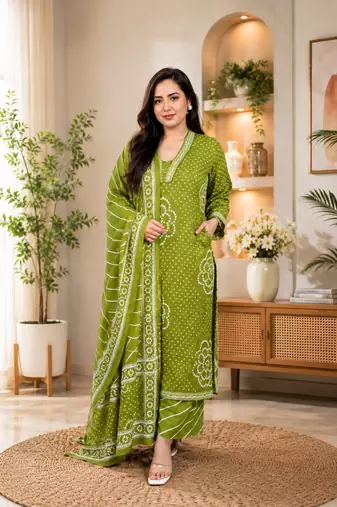 Olive green lahariya cotton kurta pant with dupatta