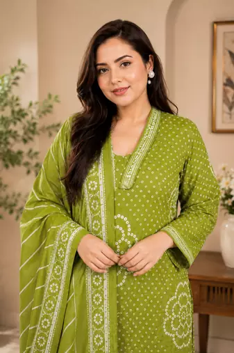 Olive green lahariya cotton kurta pant with dupatta