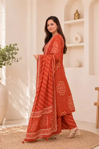 Rust orange lahariya cotton kurta pant with dupatta