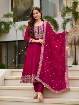 Rani pink vichitra embroidered ethnic kurta pant dupatta set 1