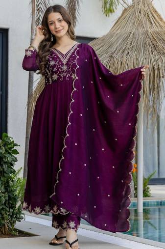 Deep wine purple vichitra silk blend embroidered kurta pant dupatta set