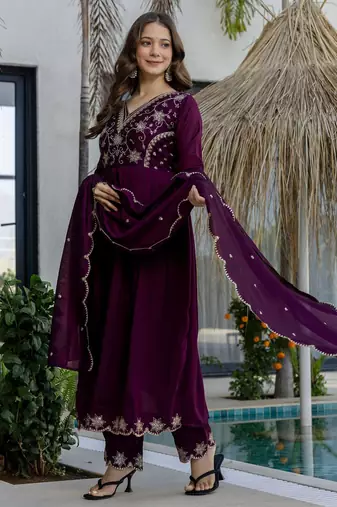 Deep wine purple vichitra silk blend embroidered kurta pant dupatta set
