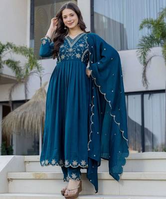 Teal blue vichitra silk blend embroidered kurta pant dupatta set 3