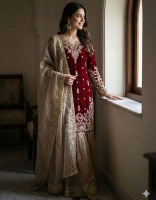 Maroon silk blend embroidered sharara set 3