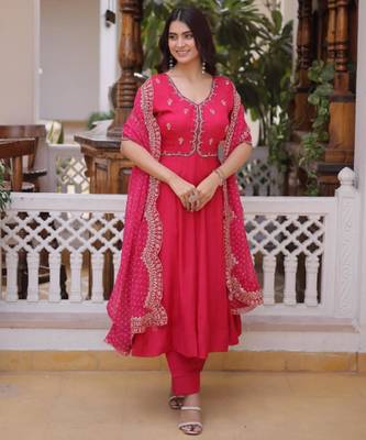 Hot-pink chanderi thread embroidery trouser set 1