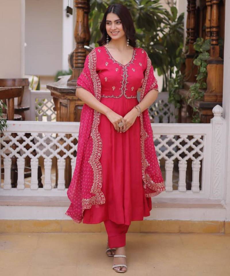 Hot-pink chanderi thread embroidery trouser set