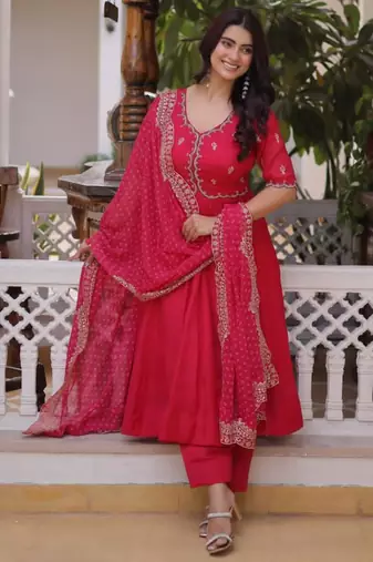 Hot-pink chanderi thread embroidery trouser set