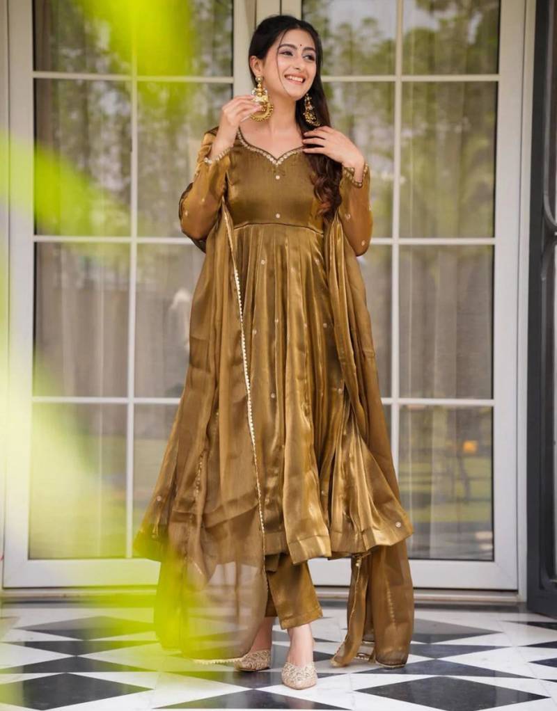Brown silk blend thread trouser set