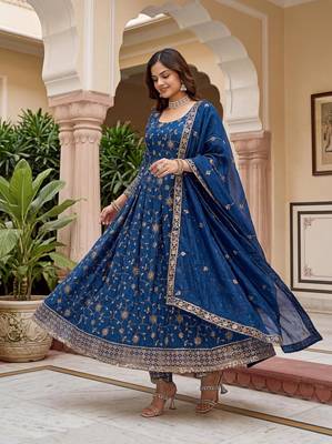 Navy-blue silk blend embroidered gown set 4