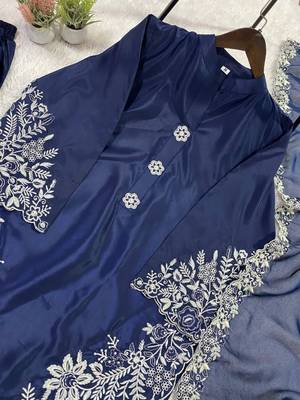 Navy-blue silk blend embroidered palazzo set 2