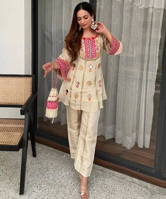 Cream silk blend embroidered palazzo set 4